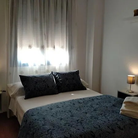 Apartamento Junto Estación Tren Y La Playa, Garaje Incluido Málaga